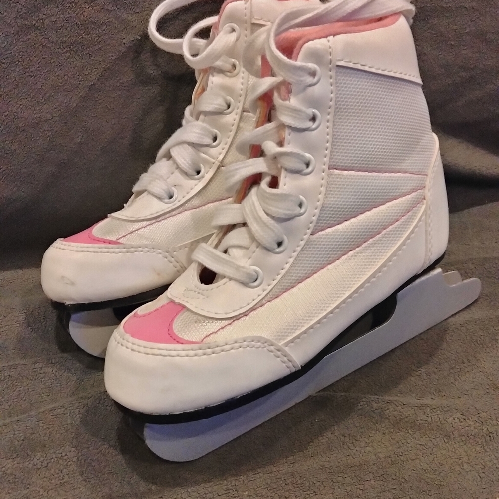 DBX double blade Ice Skates Size 10J